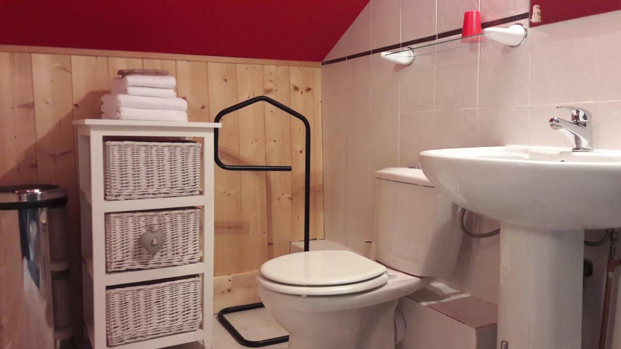 Au Coeur Du Lapidaire Bed & Breakfast